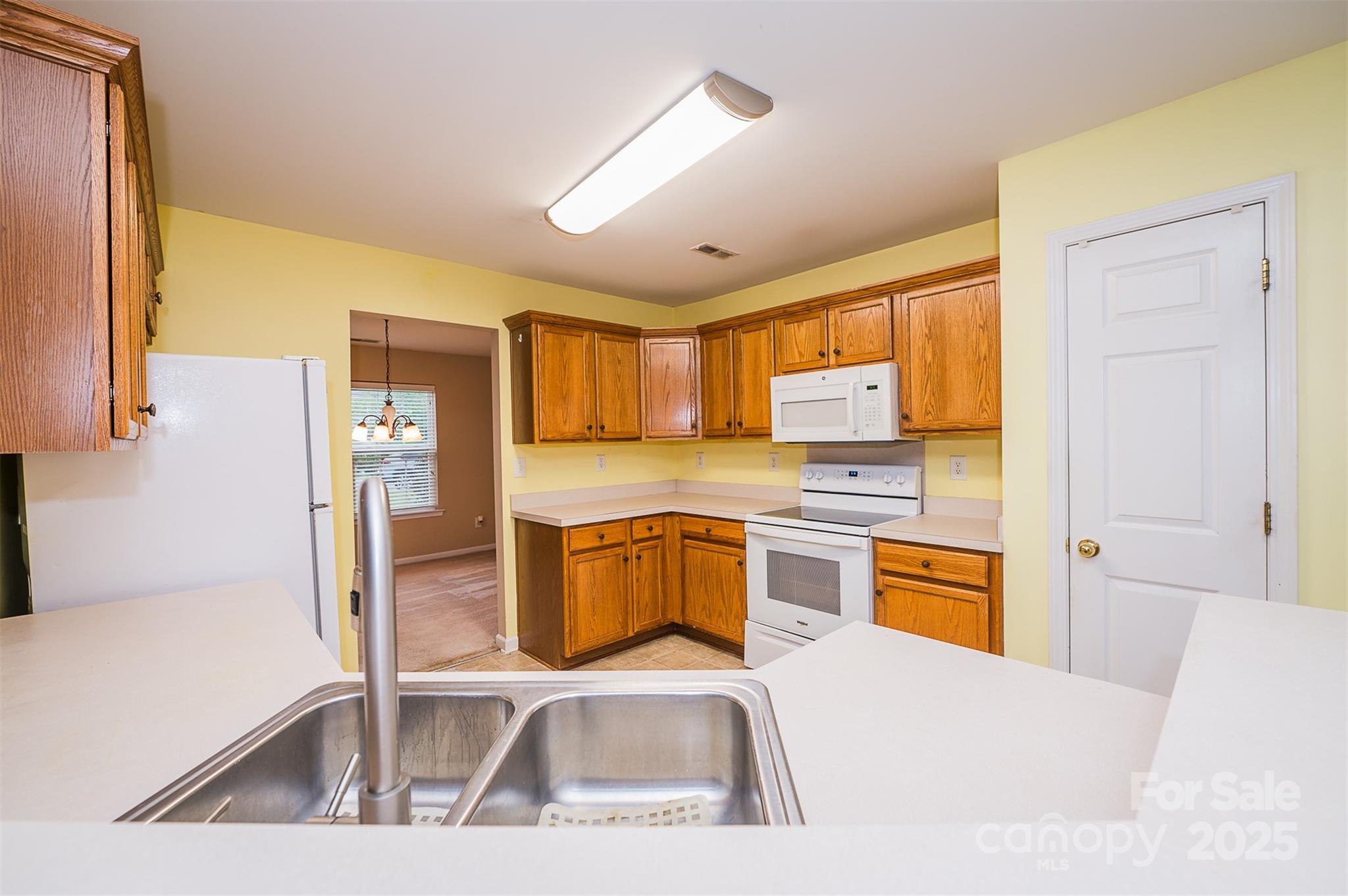 722 Carly Court