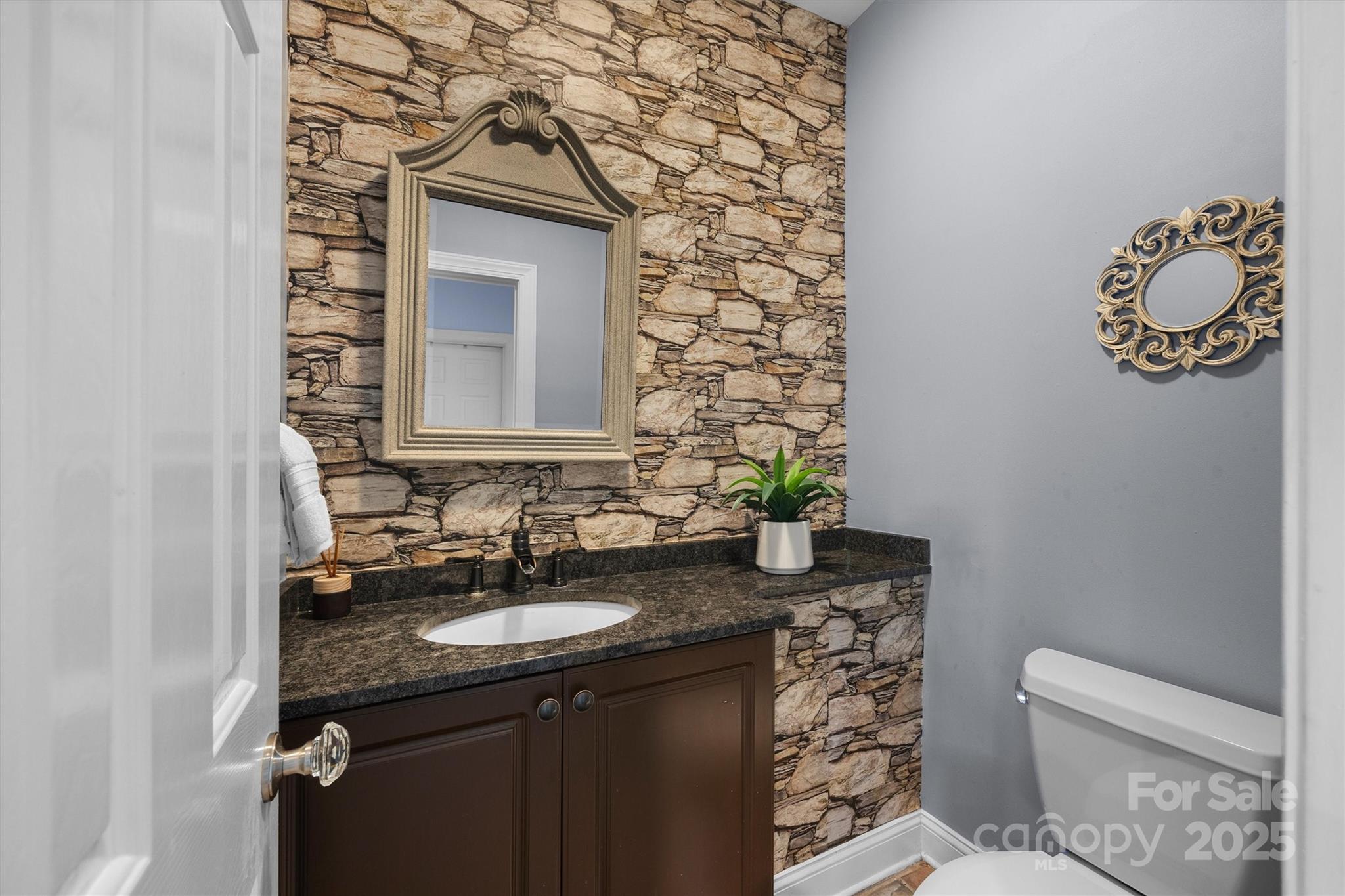 Tega Cay - Residential