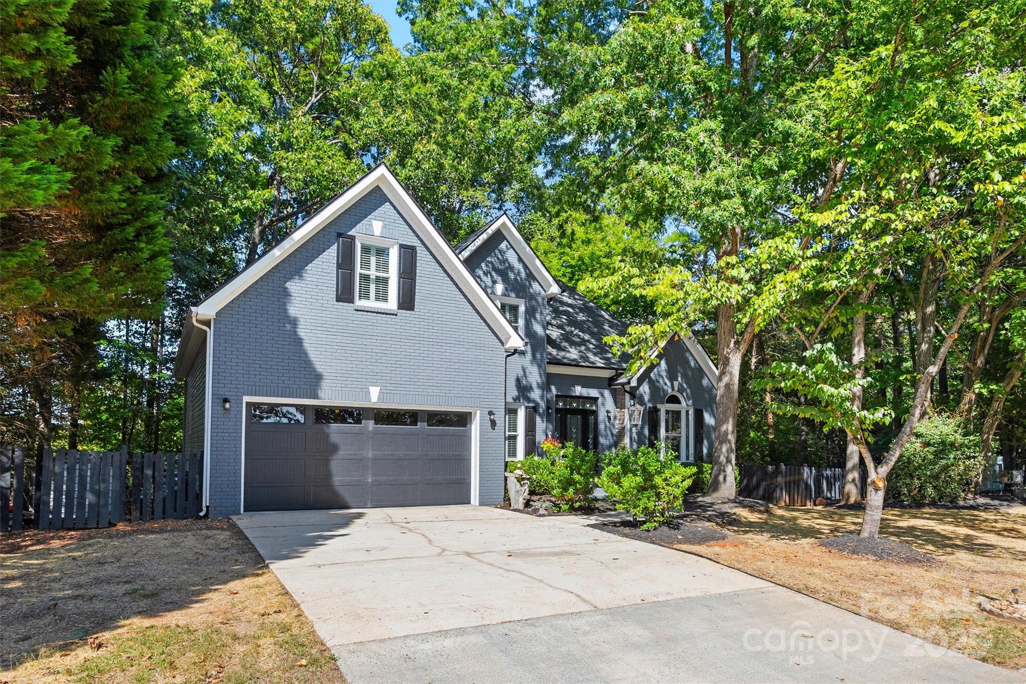 Tega Cay - Residential