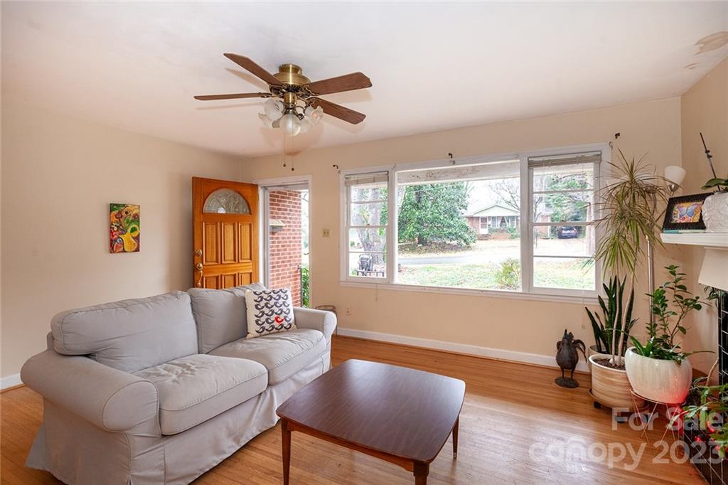 Country Club Heights - Residential