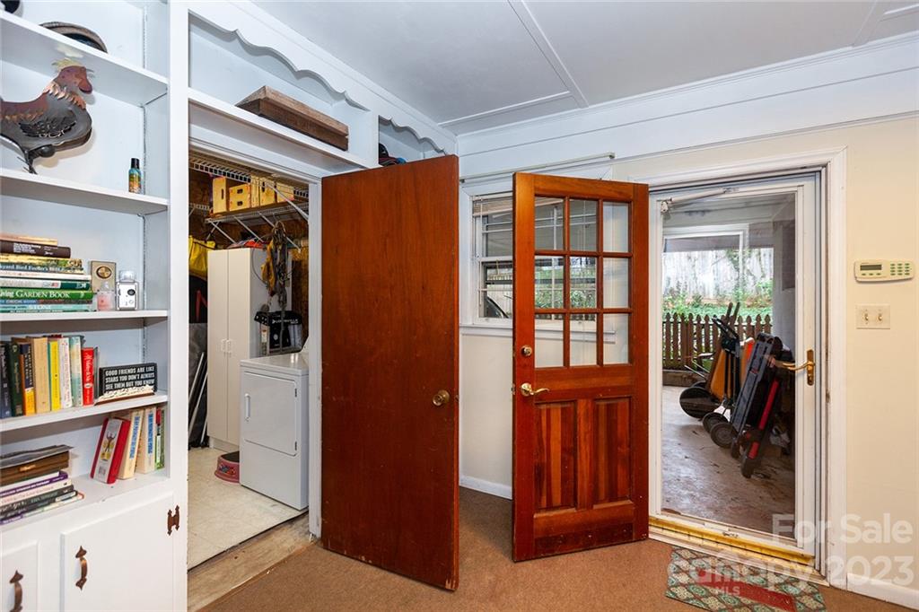 Country Club Heights - Residential