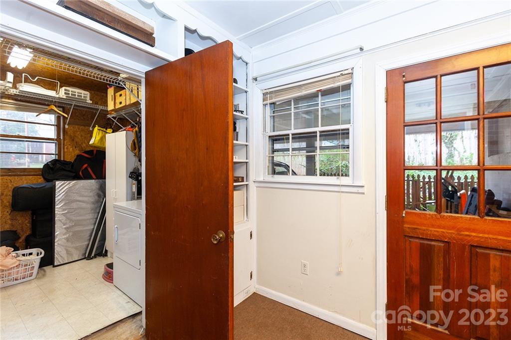 Country Club Heights - Residential