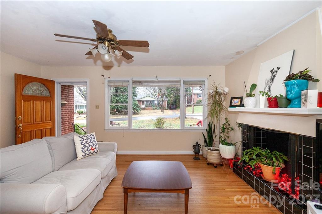 Country Club Heights - Residential