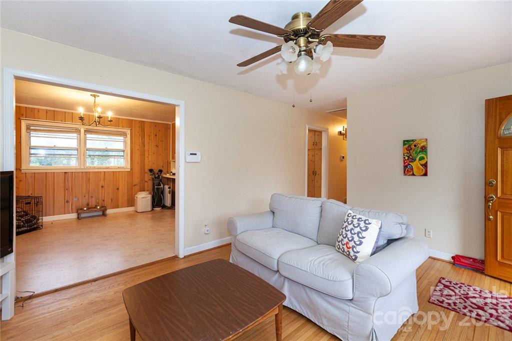 Country Club Heights - Residential