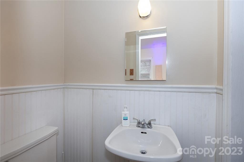 Country Club Heights - Residential