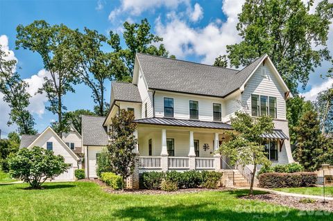 4325 Tangle Drive Charlotte NC 28211