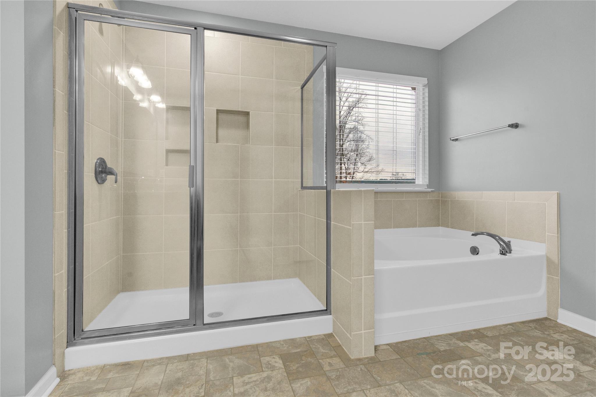 Hidden Lakes - Residential