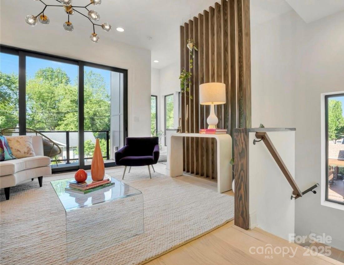 1005 Zinc Lane