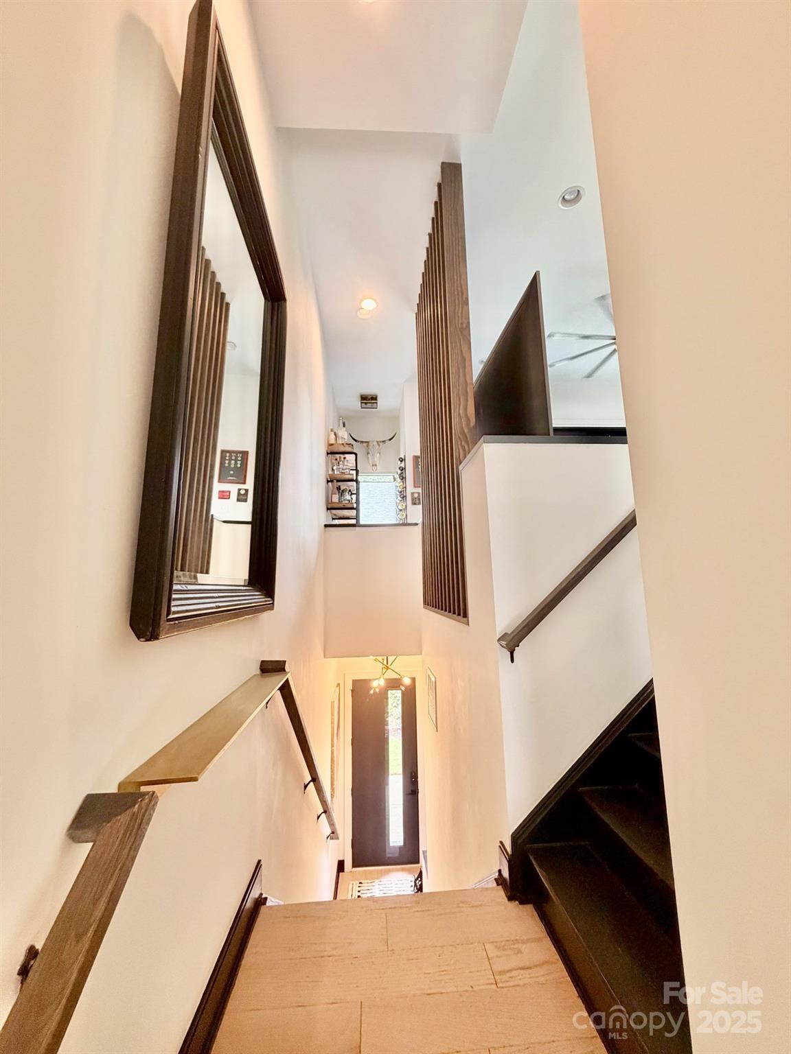 1005 Zinc Lane