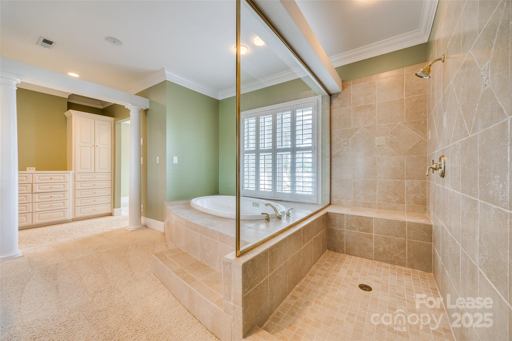 River Hills - Residential Lease