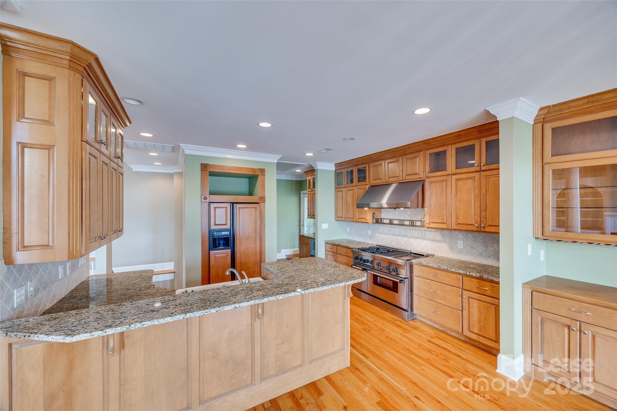 River Hills - Residential Lease