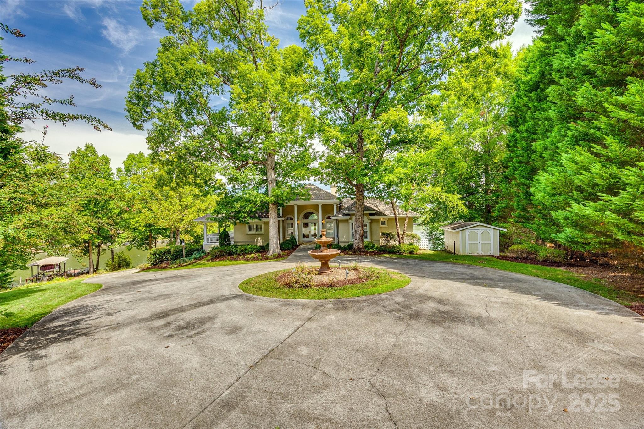 River Hills - Residential Lease