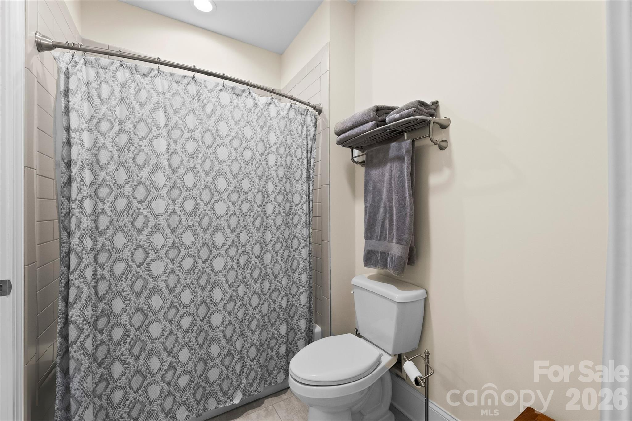 Riverchase Estates - Residential