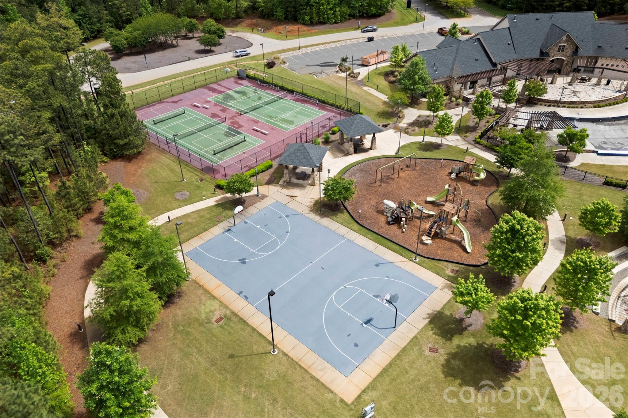 Riverchase Estates - Residential