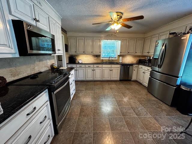 204 Brentwood Drive