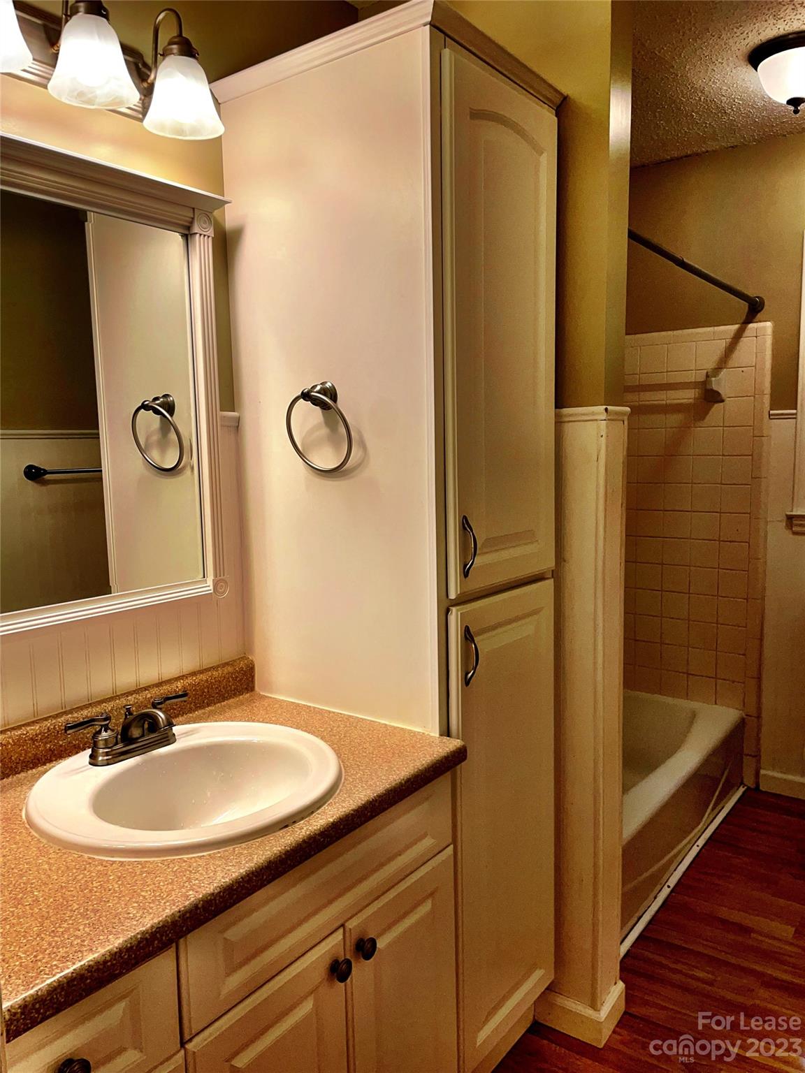 Innisfree - Residential Lease