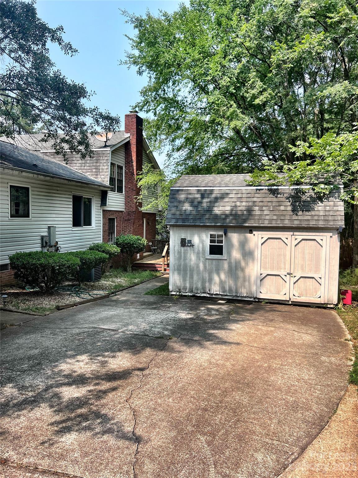 Innisfree - Residential Lease