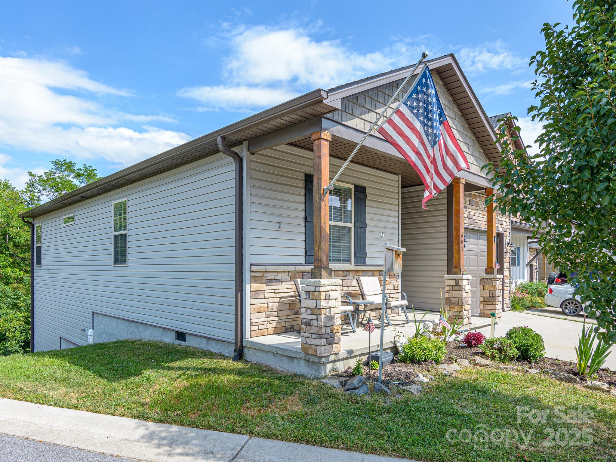 603 Cardwell Lane