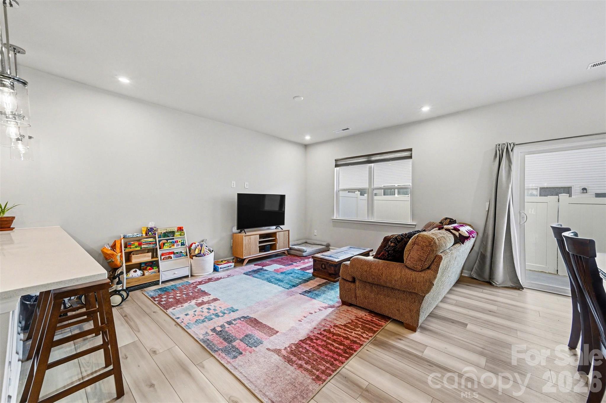 Fifteen 15 Cannon - Residential