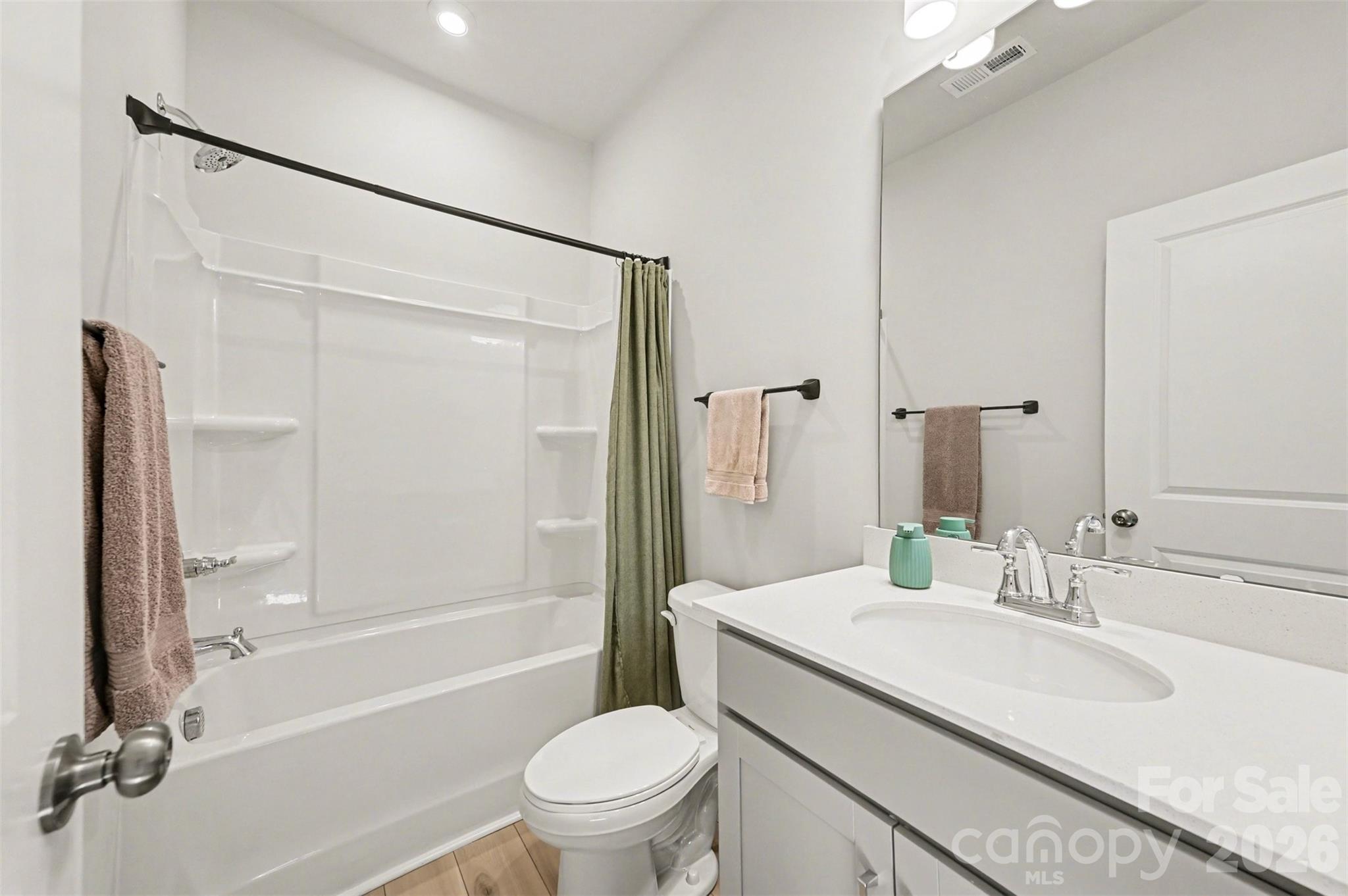 Fifteen 15 Cannon - Residential