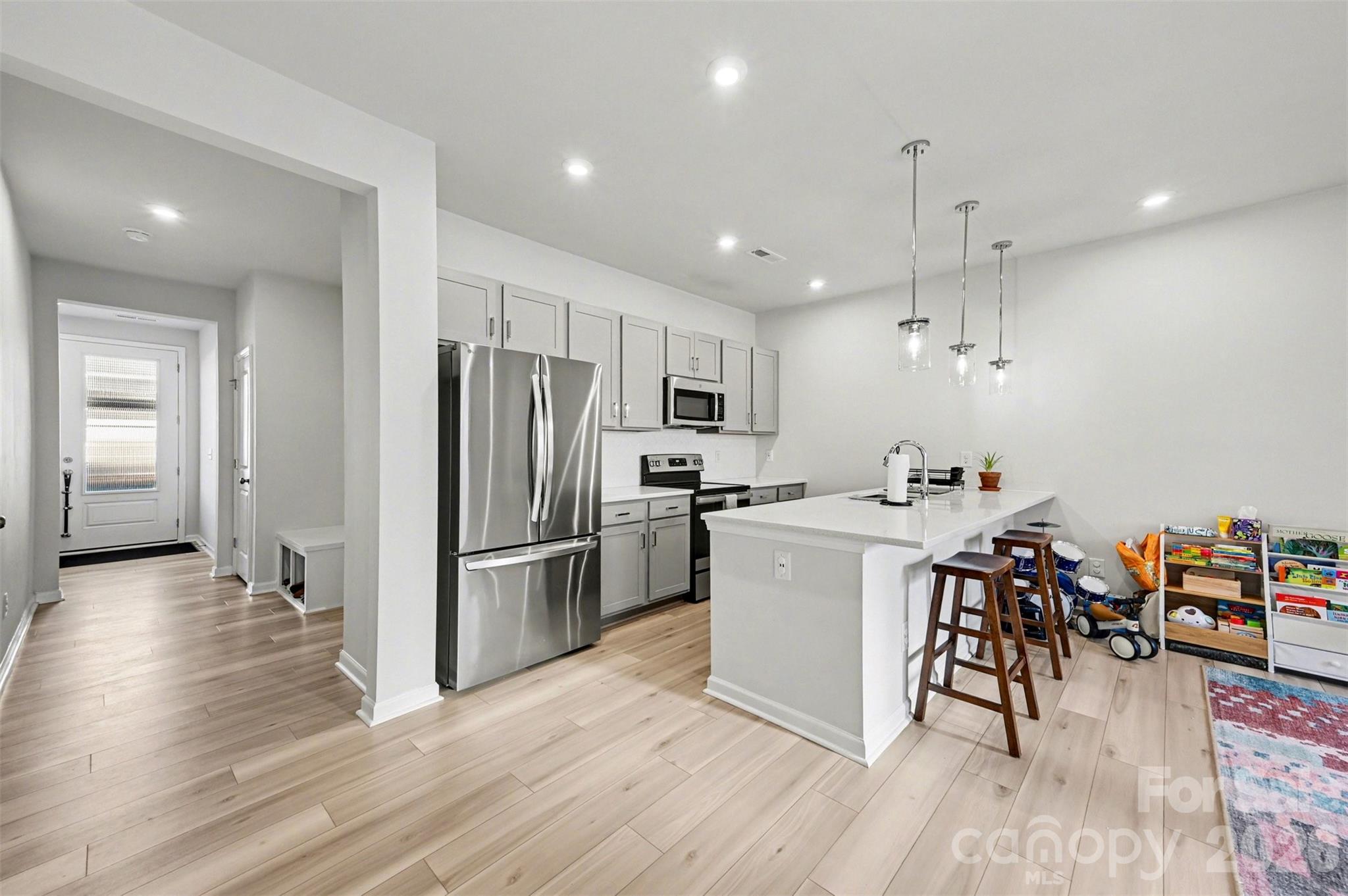 Fifteen 15 Cannon - Residential