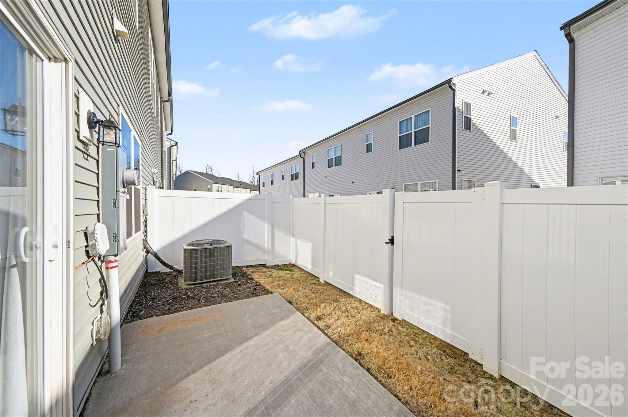 Fifteen 15 Cannon - Residential