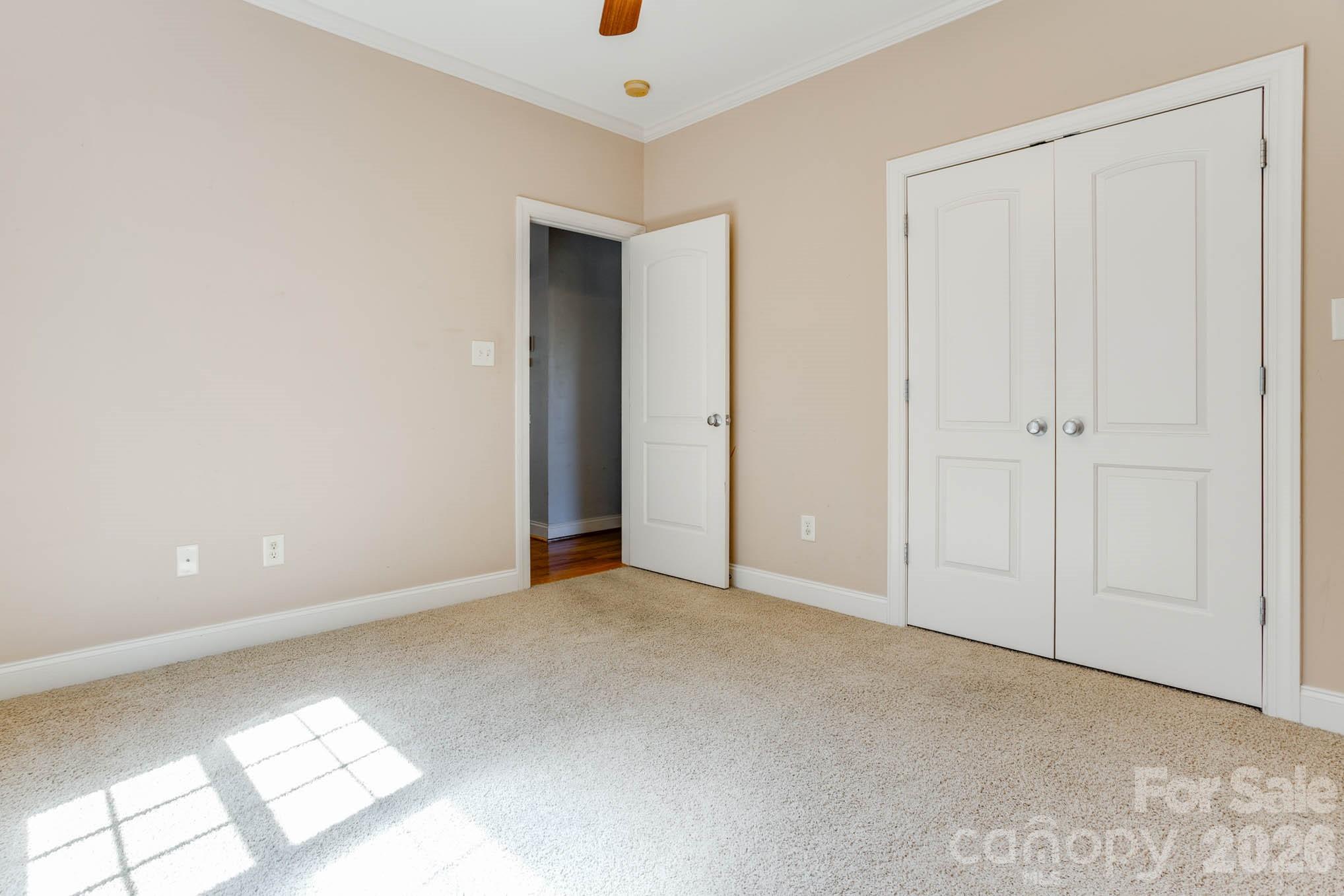 Erskine Woods - Residential