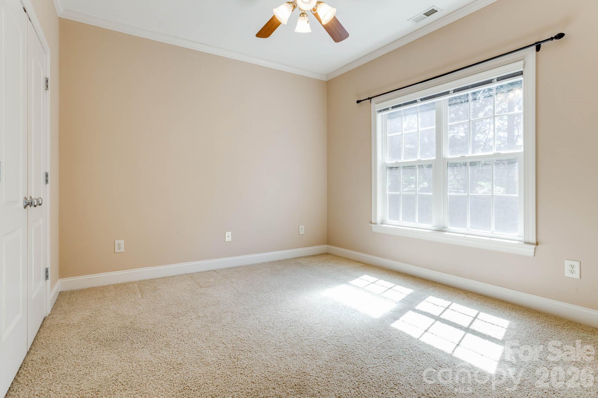 Erskine Woods - Residential