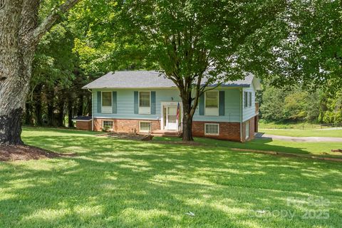 4745 16th Street Drive NE Hickory NC 28601