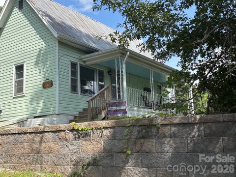 Photo of 54 Jaimes Lane, Bakersville, NC 28705 (MLS # 4418961)