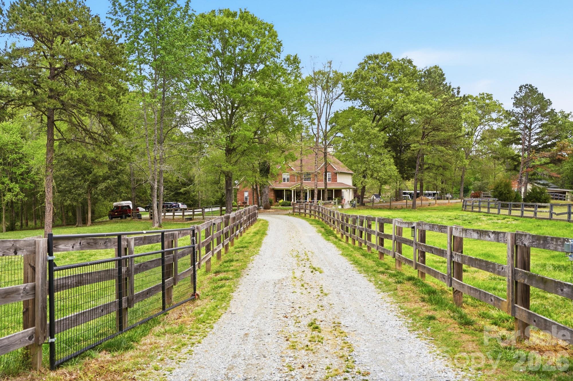 Walnut Crest - Residential