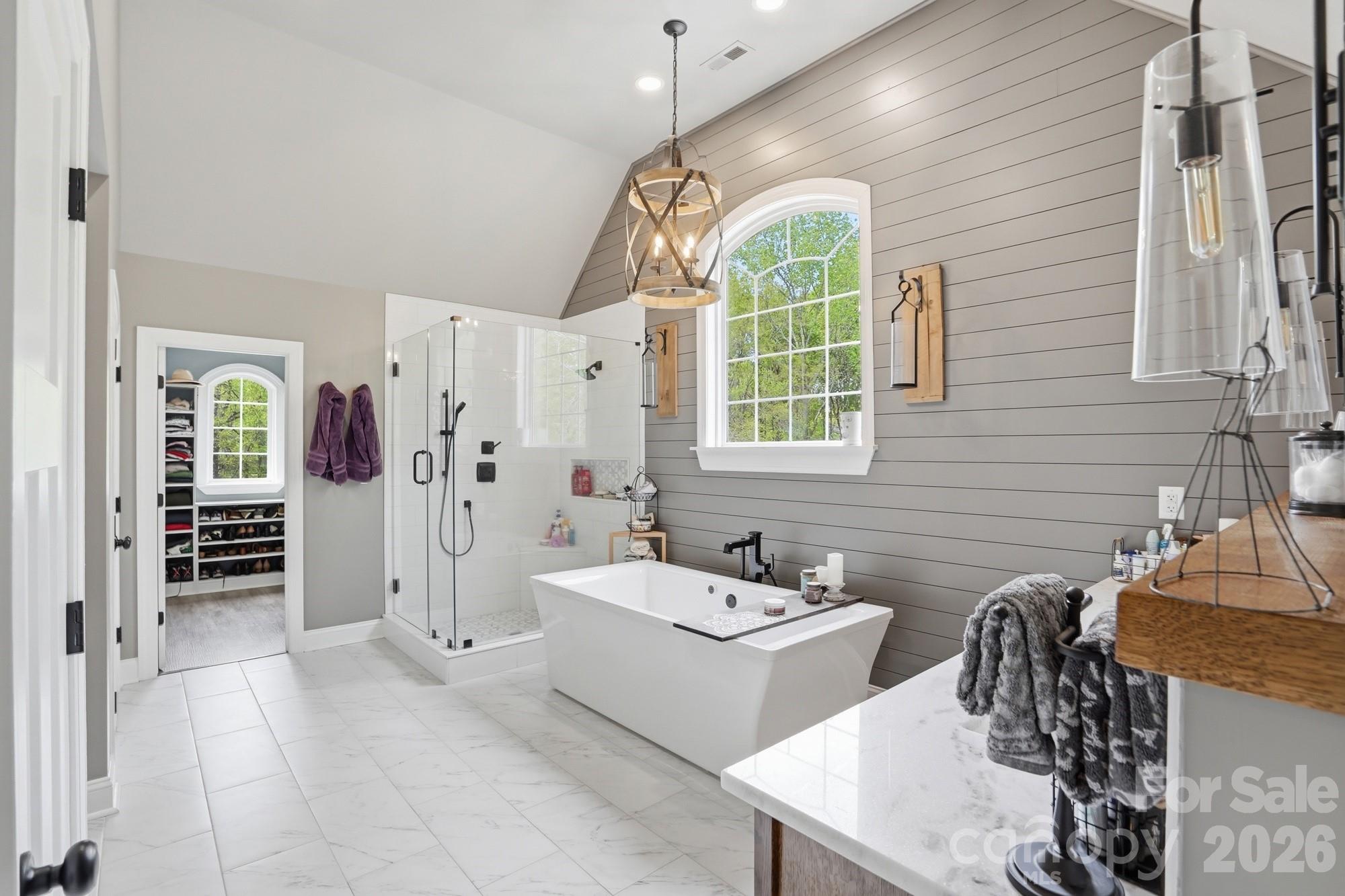 Walnut Crest - Residential