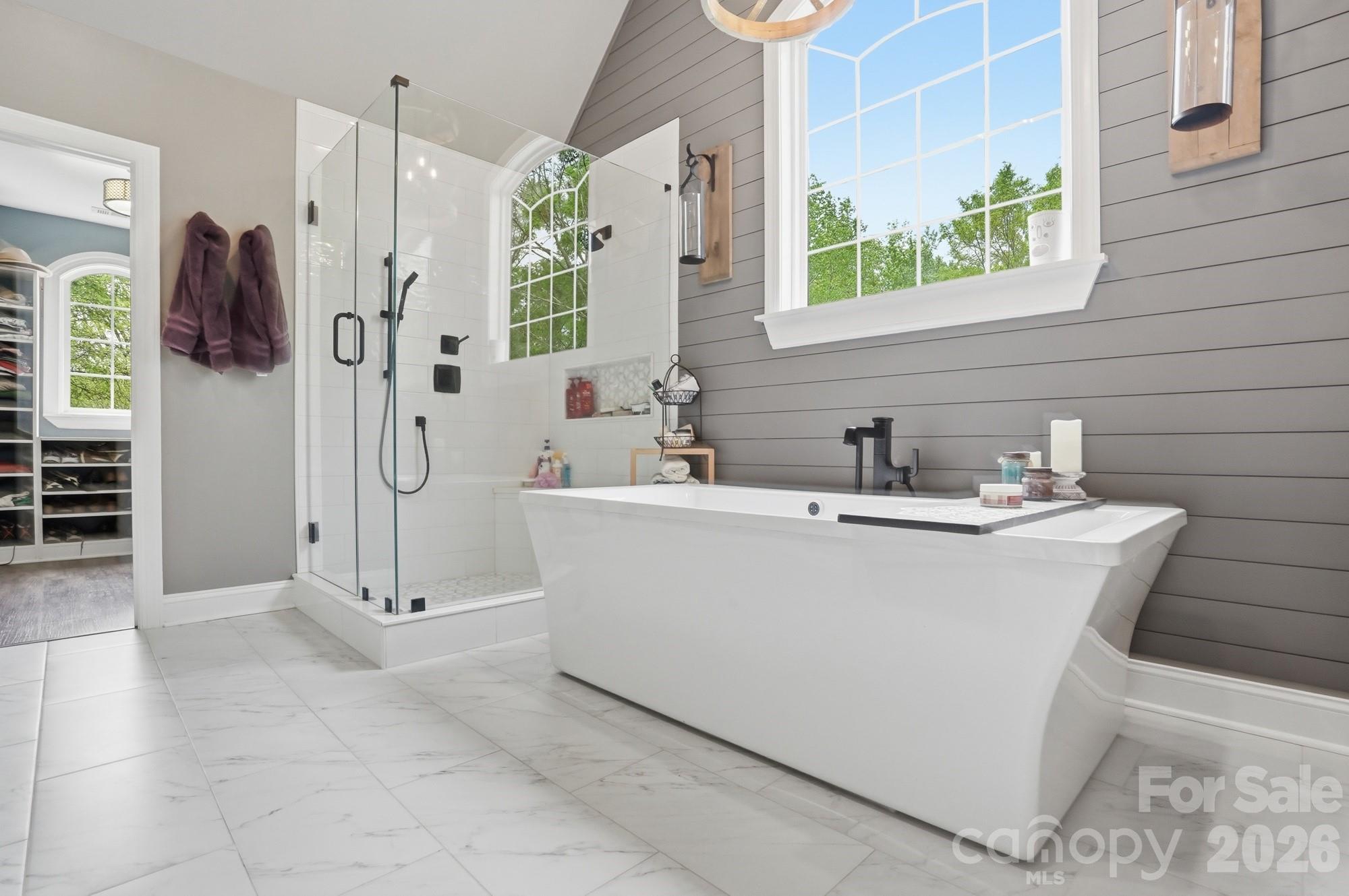 Walnut Crest - Residential