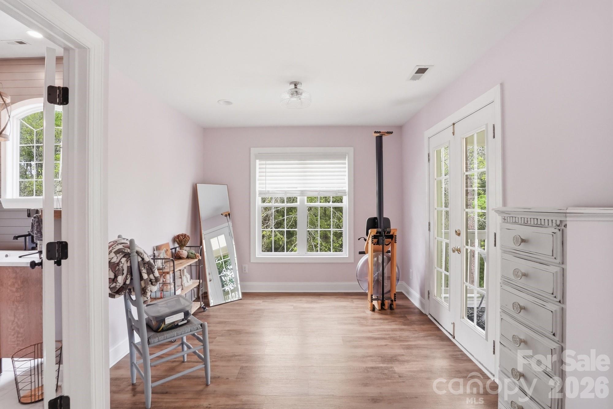 Walnut Crest - Residential