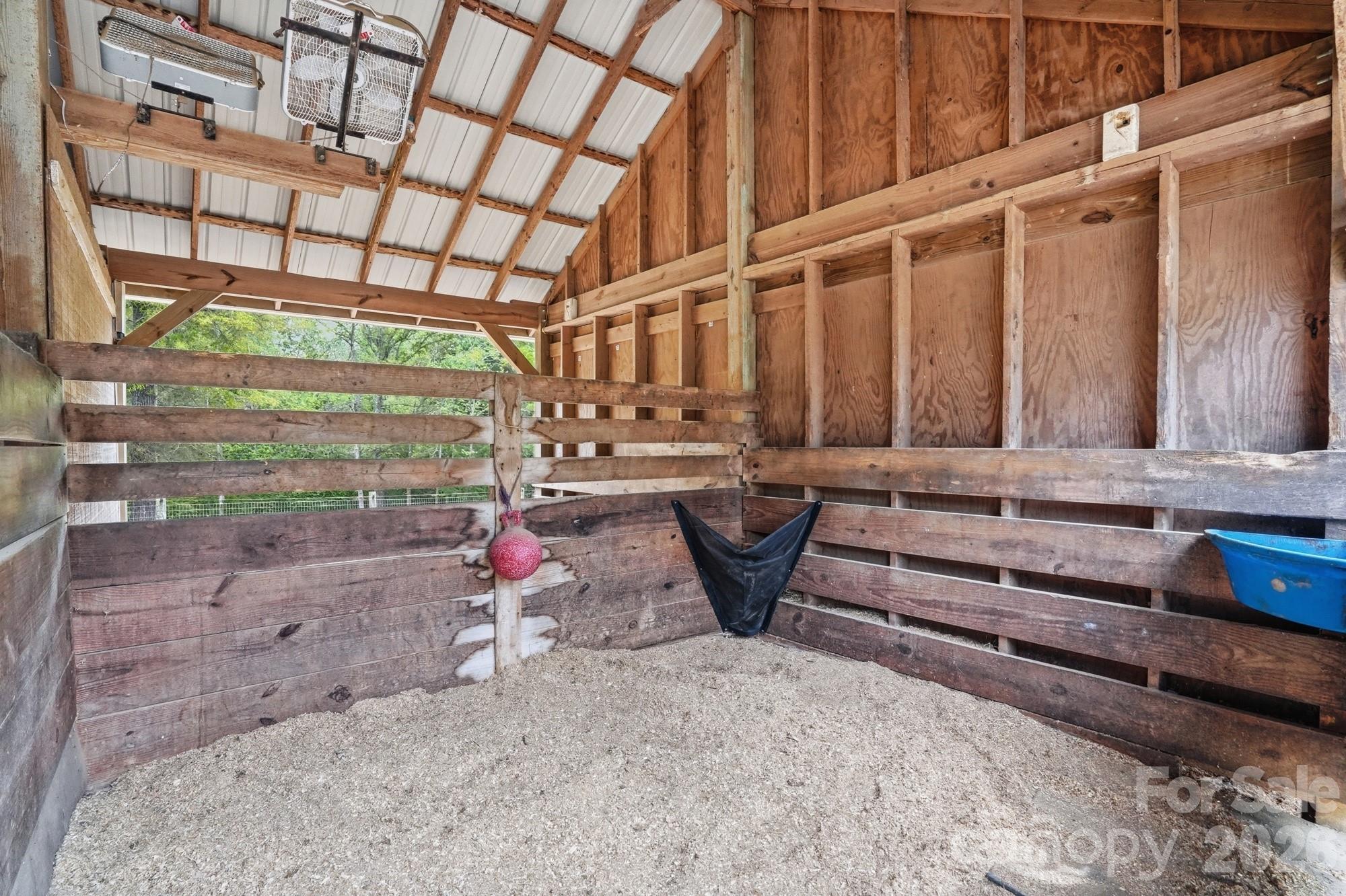 Walnut Crest - Residential