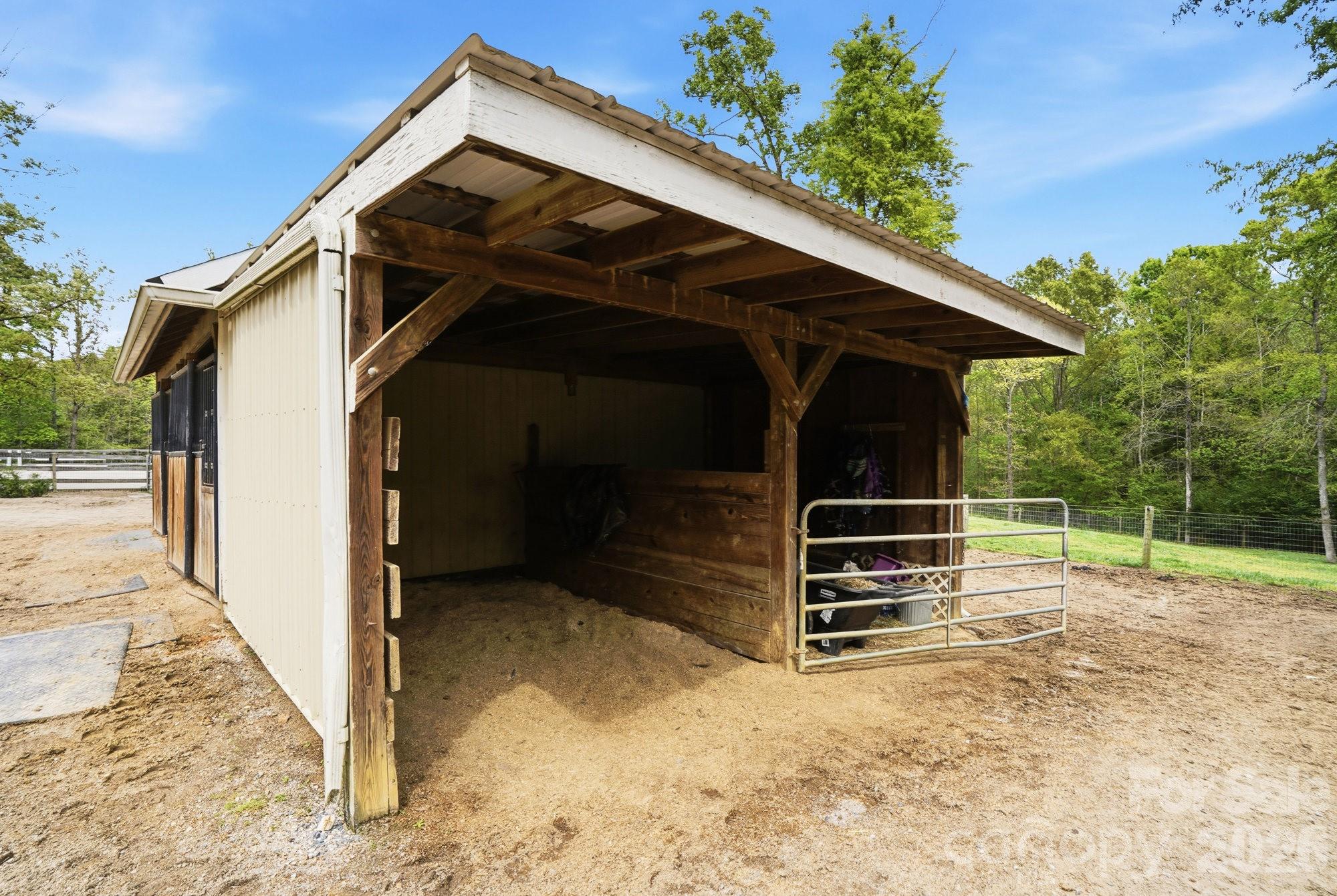 Walnut Crest - Residential