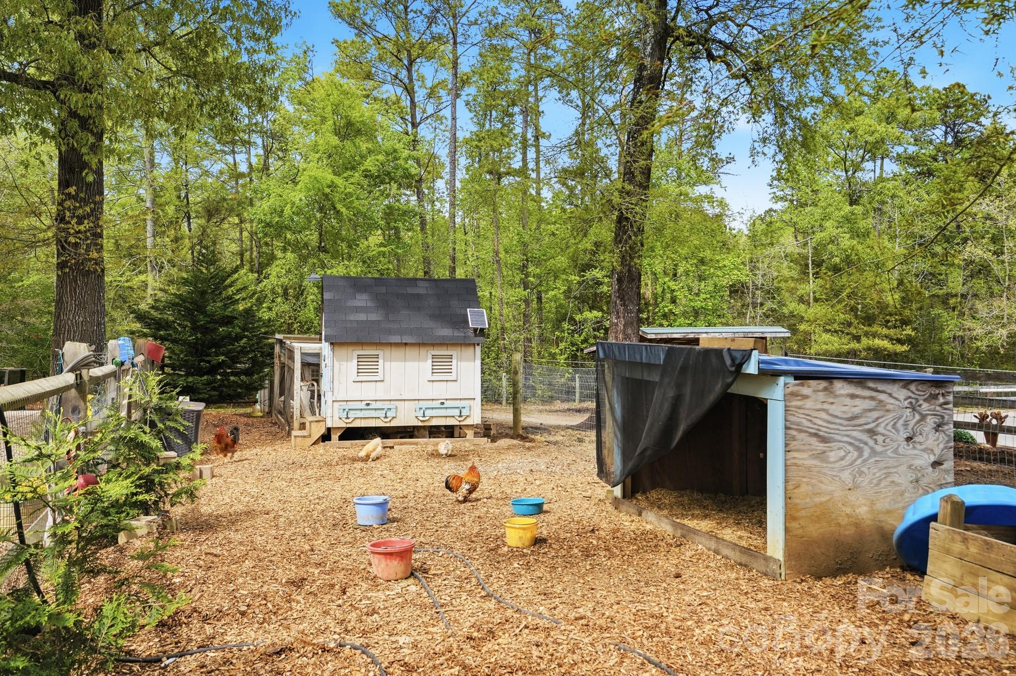 Walnut Crest - Residential