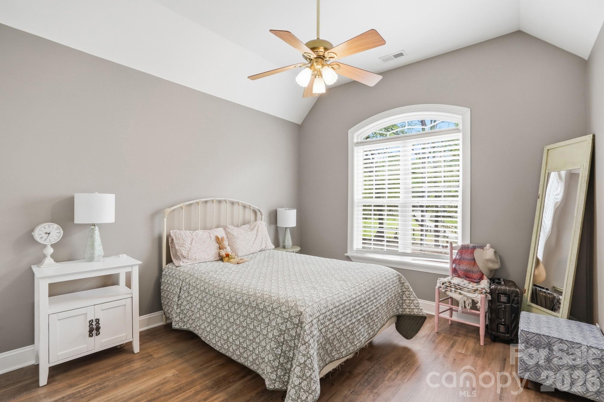 Walnut Crest - Residential