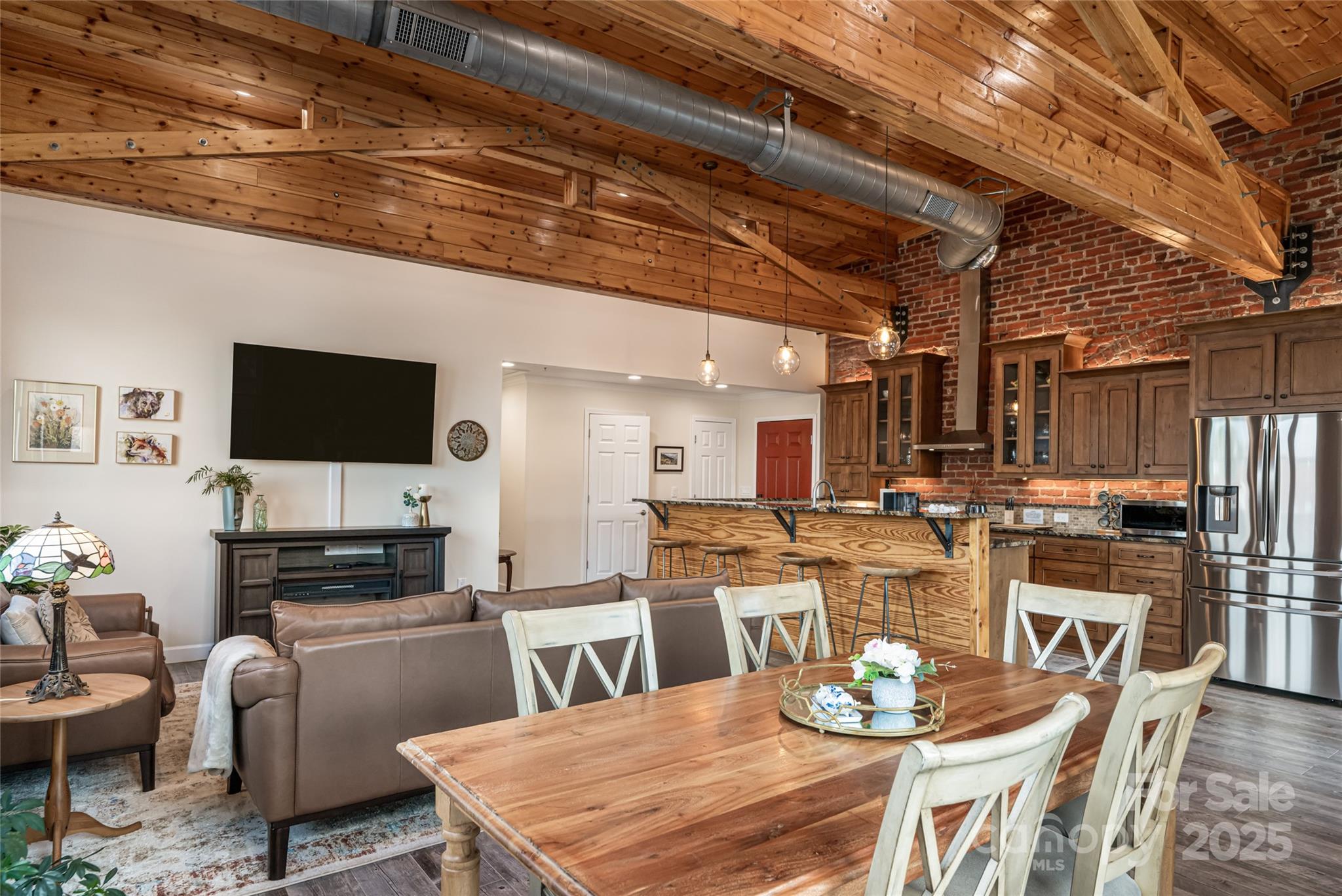 14 N Main Street 2