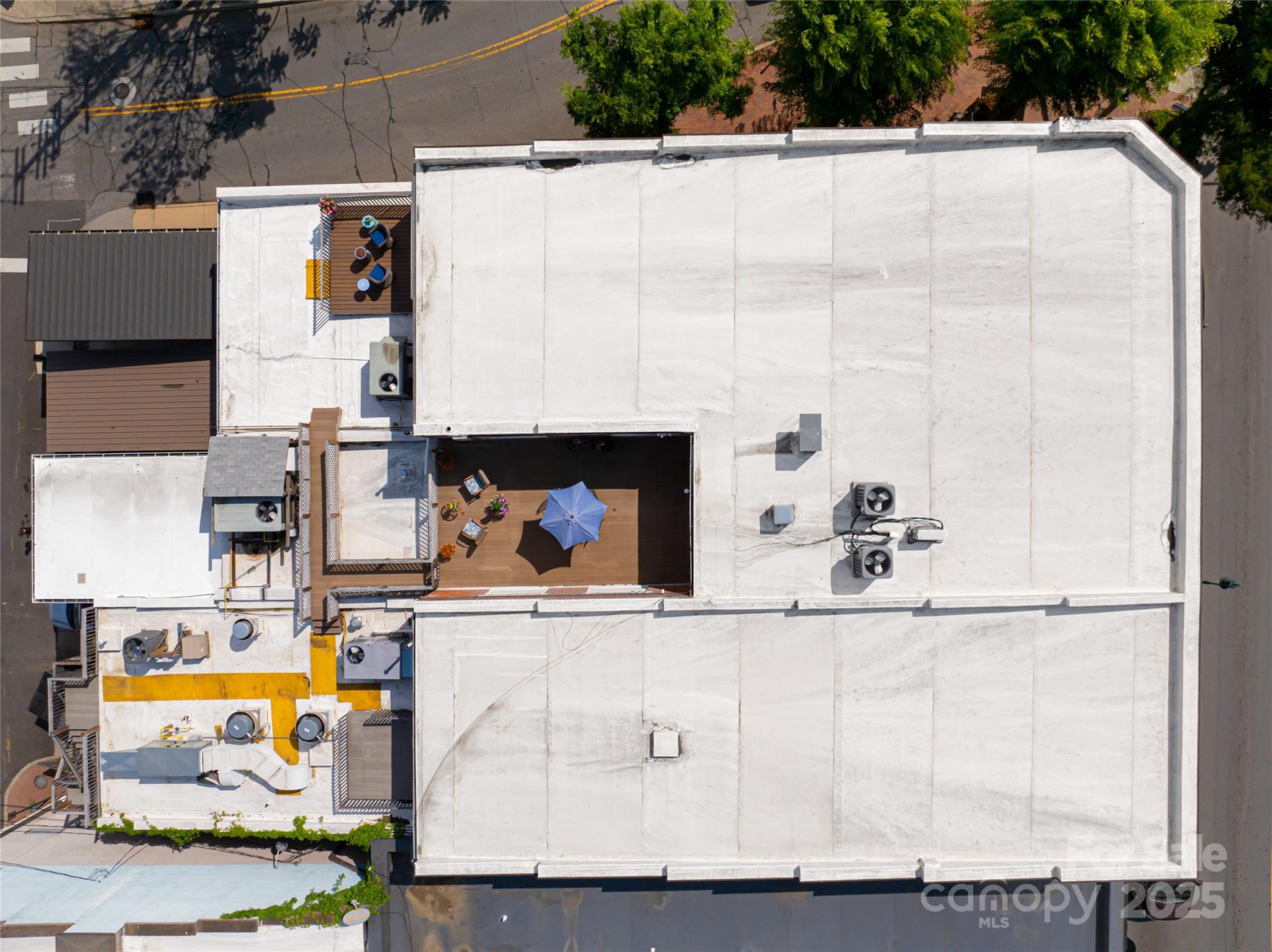 East and Main - Residential