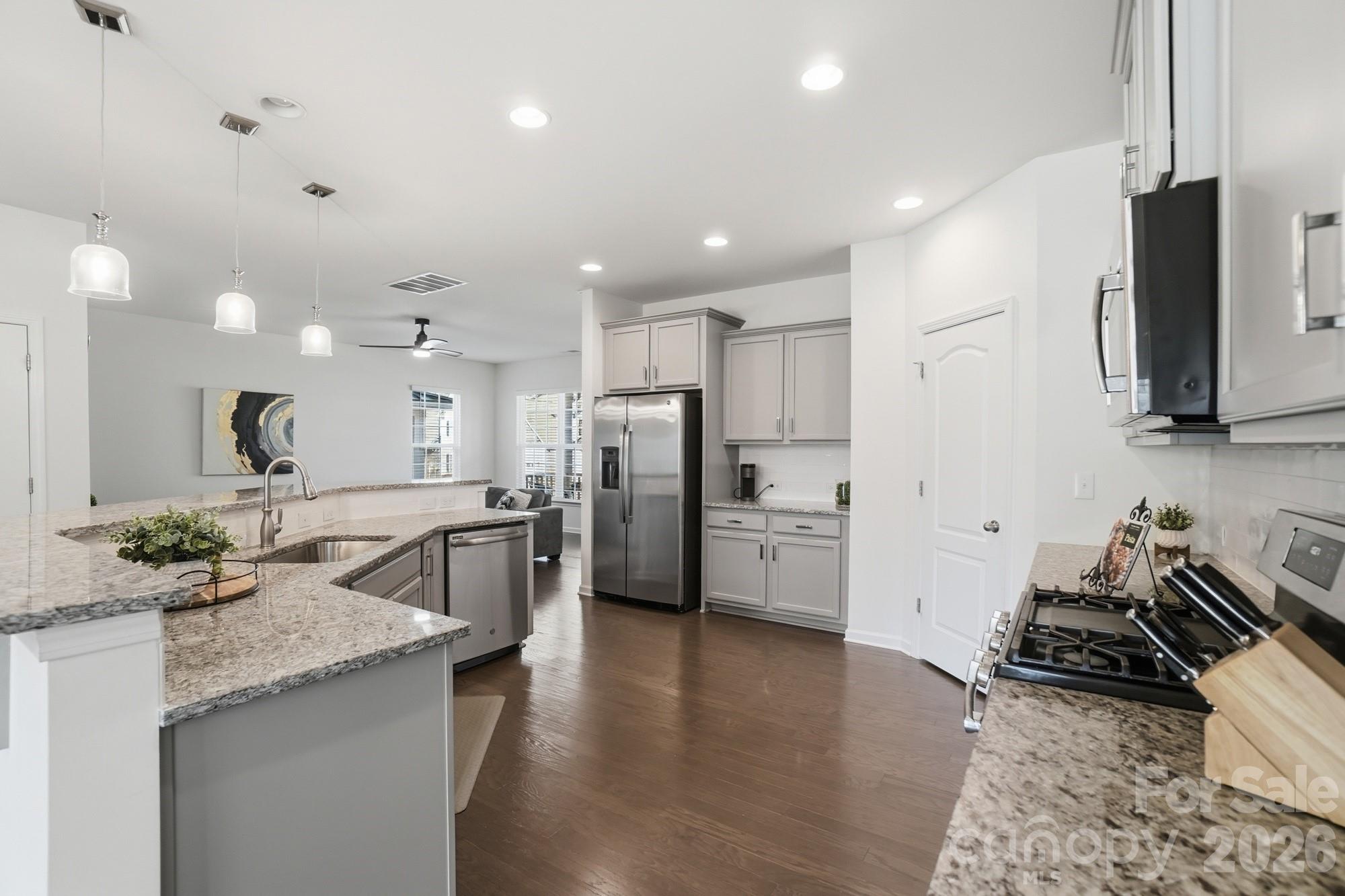 Cameron Creek - Residential