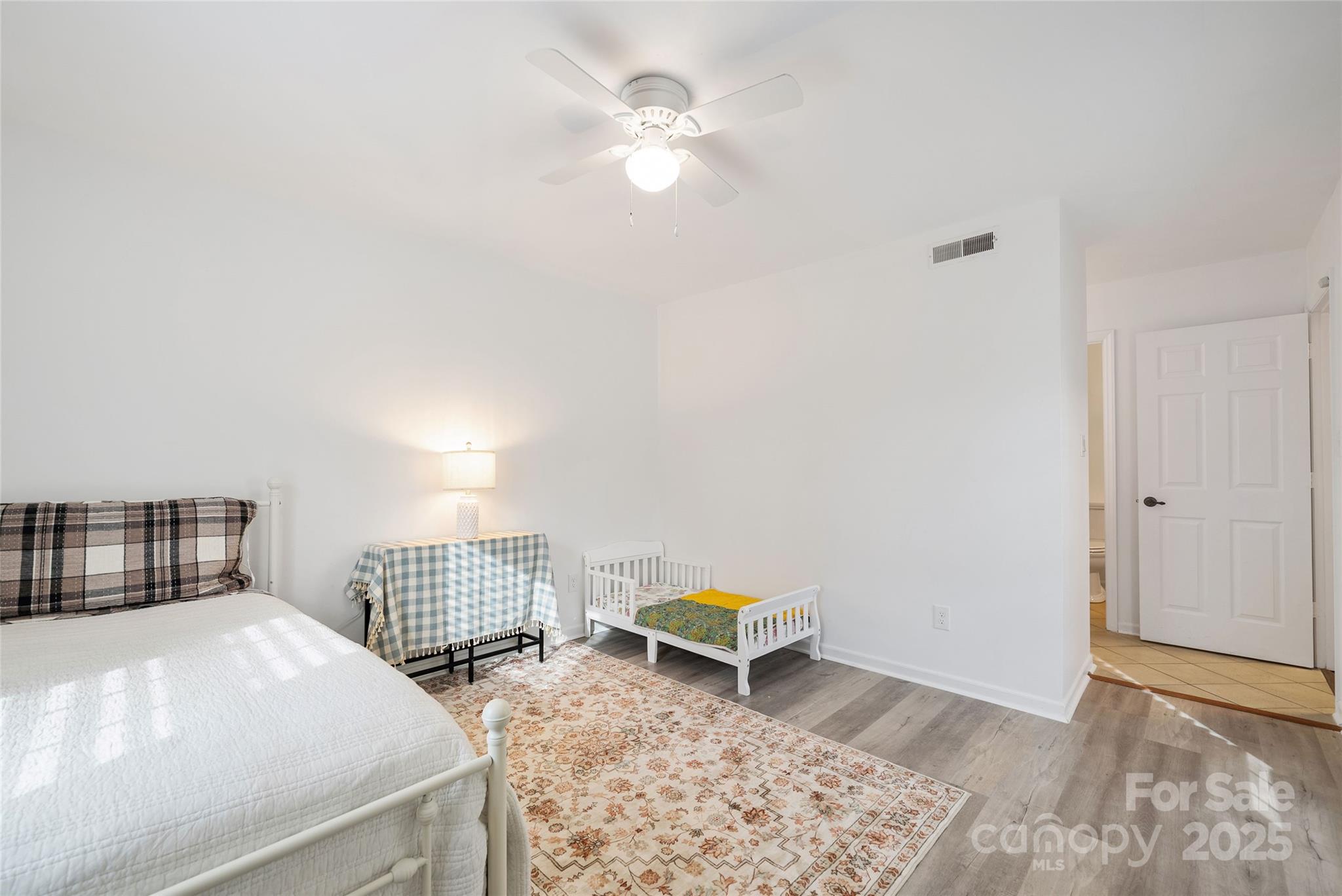 Renaissance on Carmel II - Residential