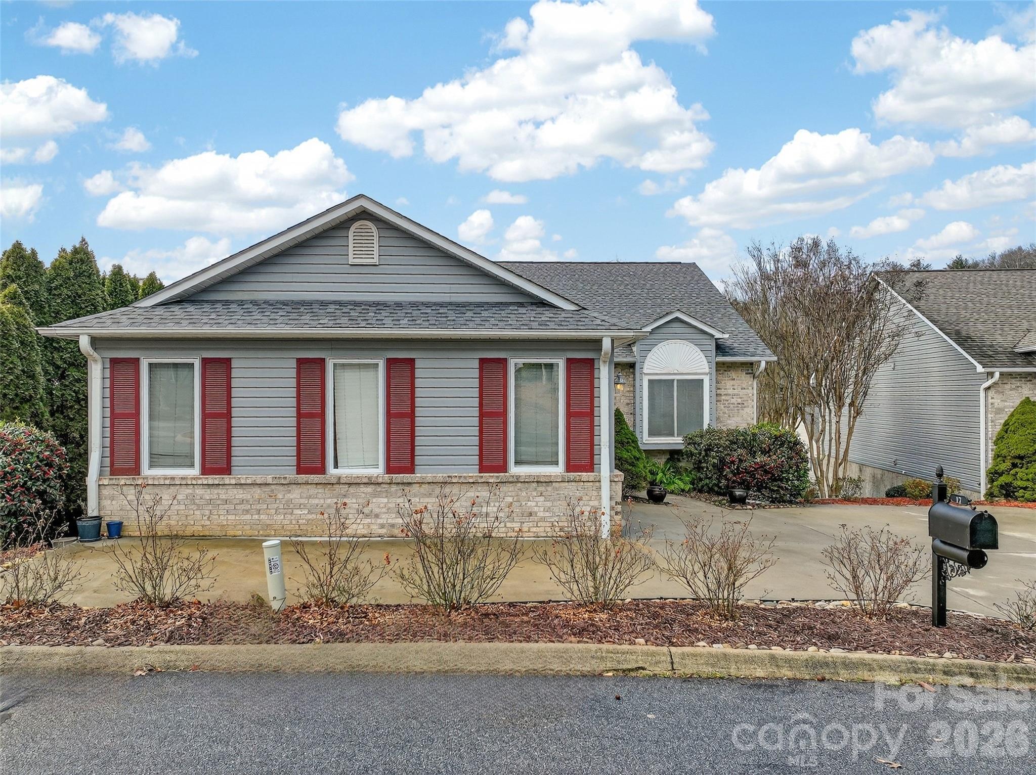 Cummings Cove - Residential