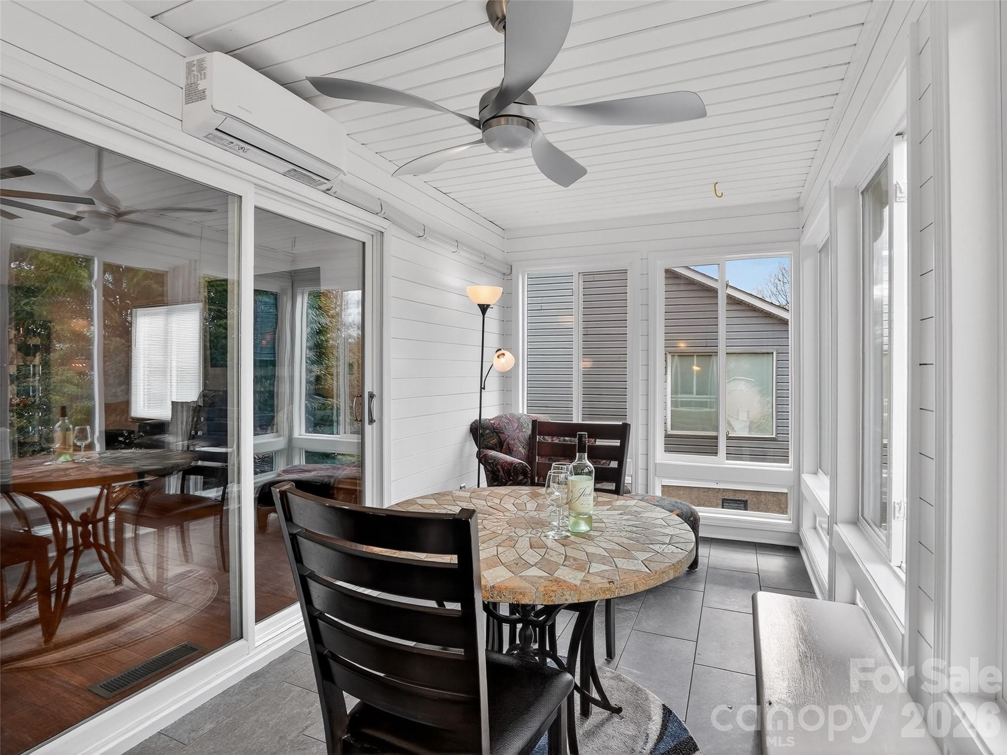 Cummings Cove - Residential