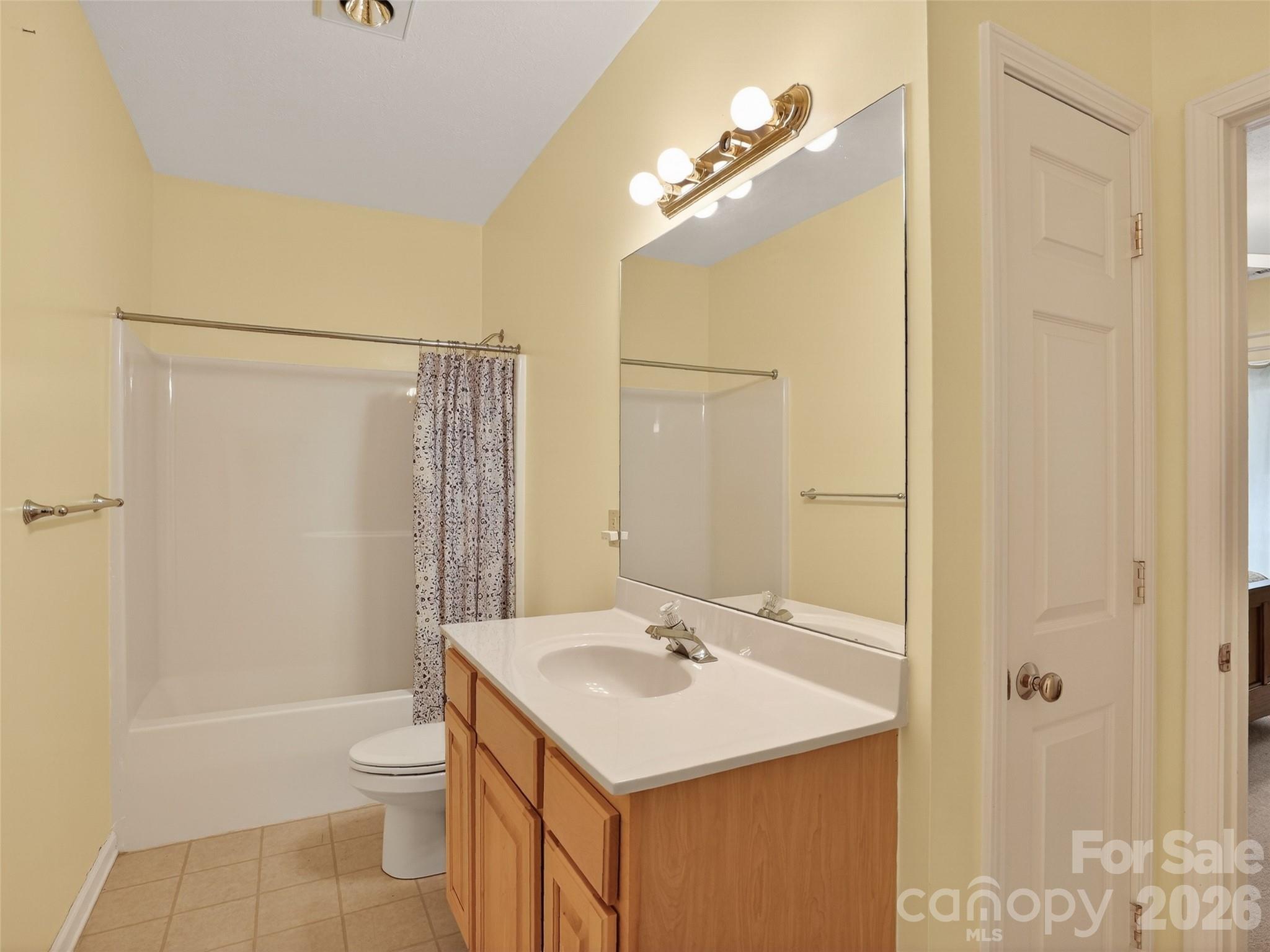 Cummings Cove - Residential
