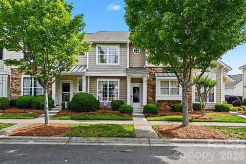 1033 Woodglen Lane Matthews NC 28104