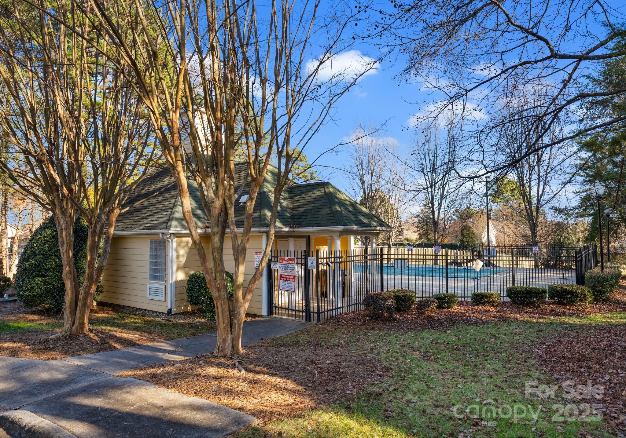 The Gates - Residential