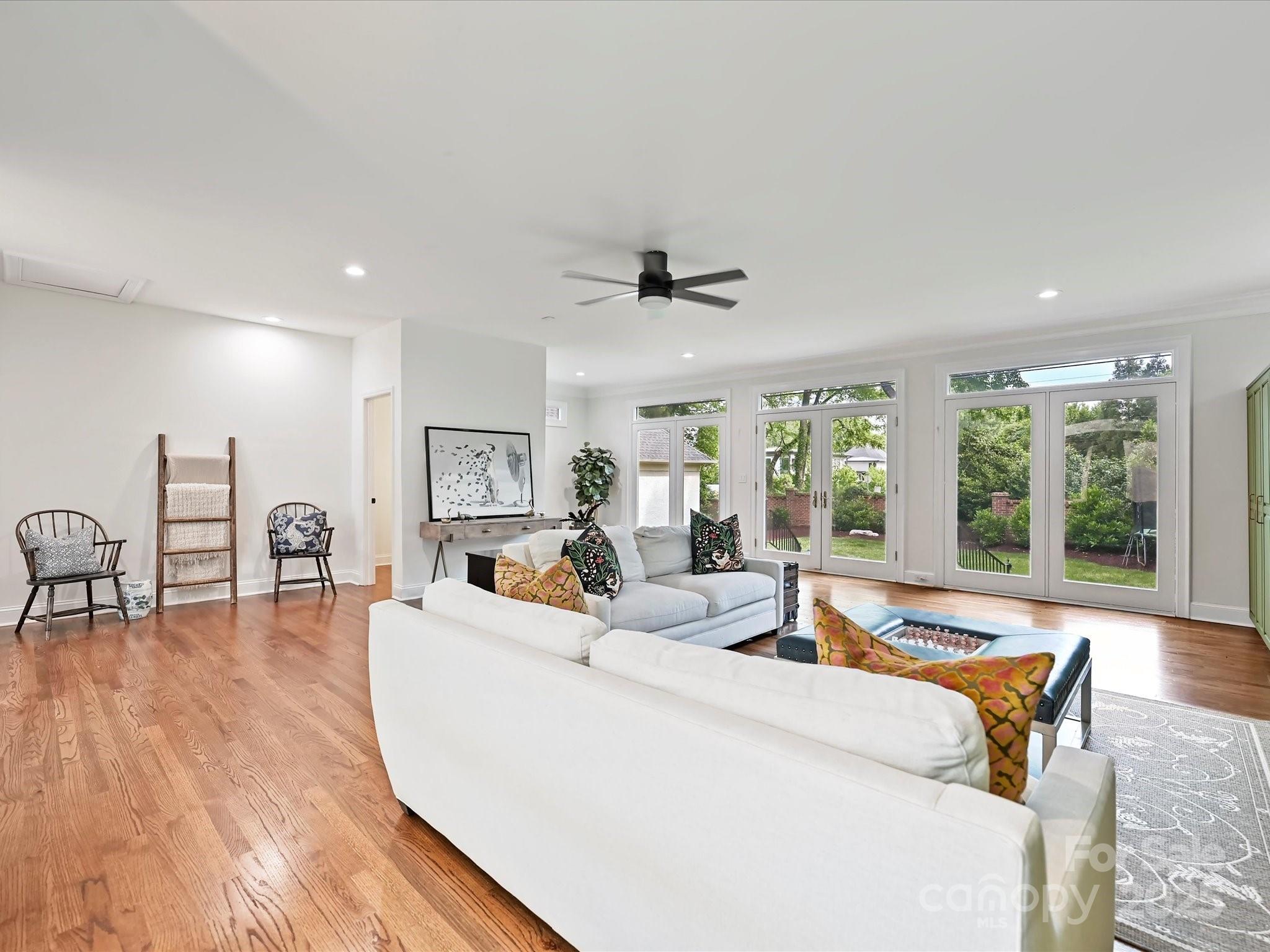 Myers Park - Residential