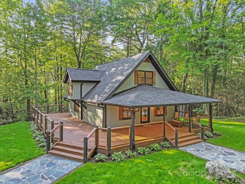 327 Flat Ridge Drive Lake Toxaway NC 28774
