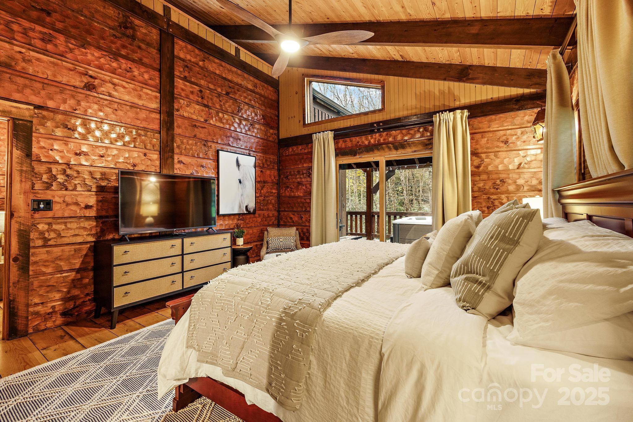 Chestnut Falls - Residential